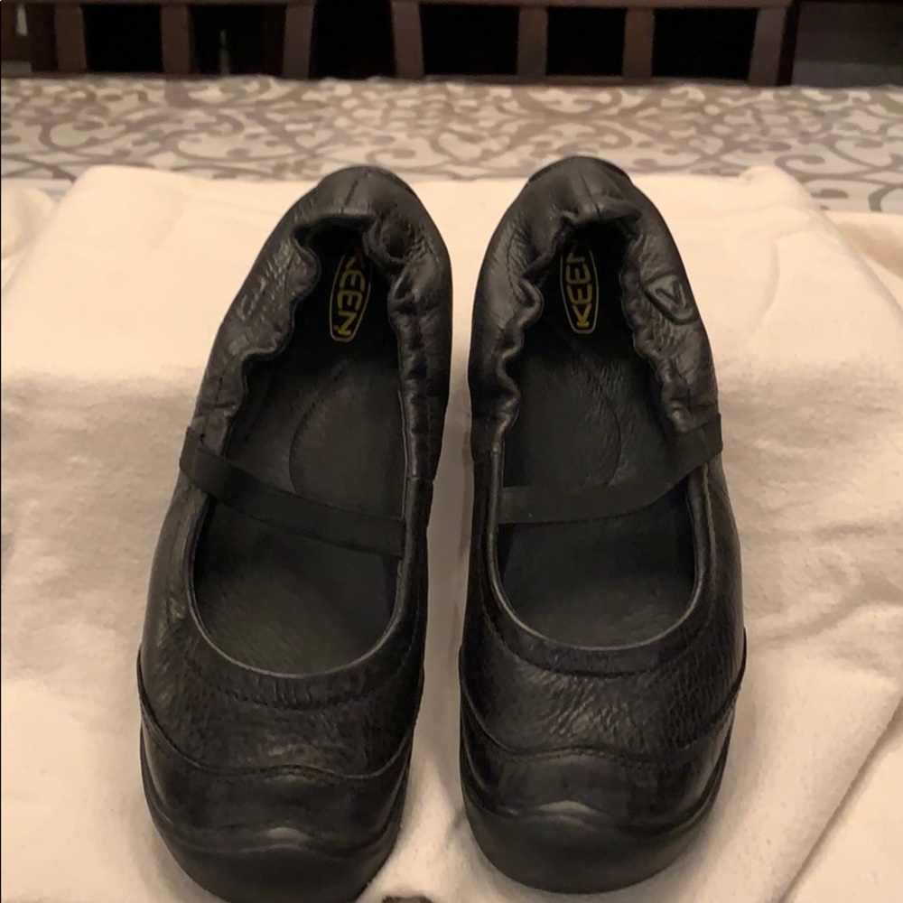 Keen Leather Slip Ons